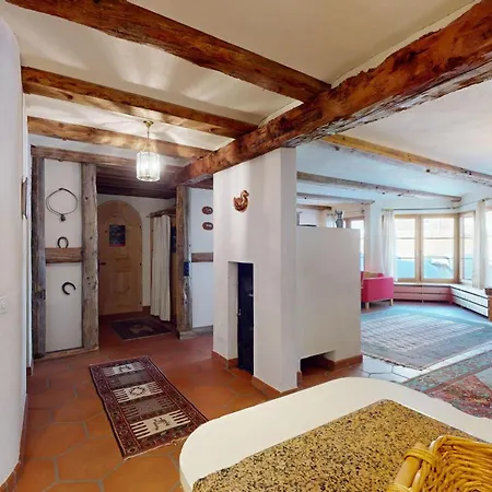 Abitaziun Chesa Talvo - Holiday home S-chanf